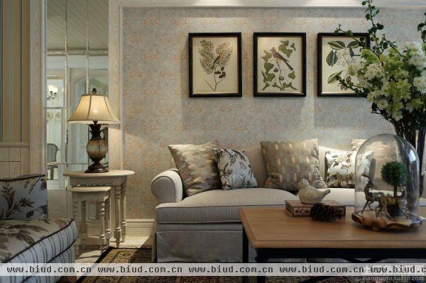 简欧风格客厅沙发装饰画图片