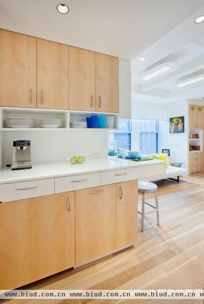 现代简约公寓厨房台面装修
