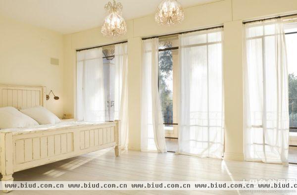 极简主义风格时尚卧室窗帘图片