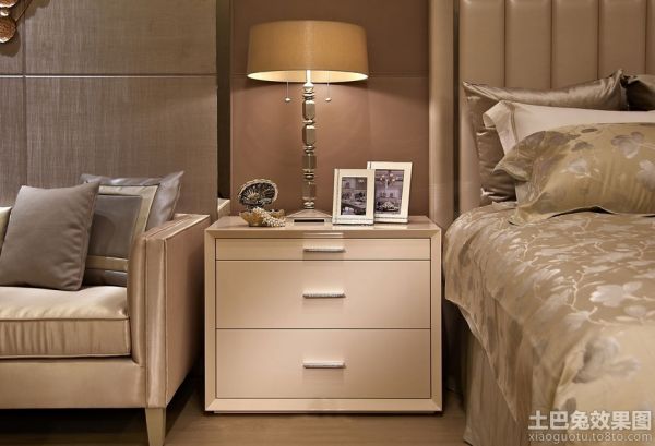 现代风格精装修卧室床头柜图片