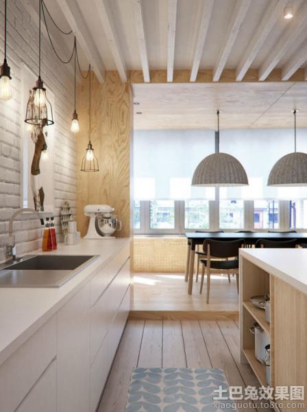 北欧小户型厨房木格栅吊顶装修