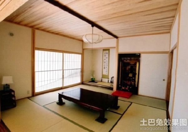 日式风格家居客厅榻榻米图片
