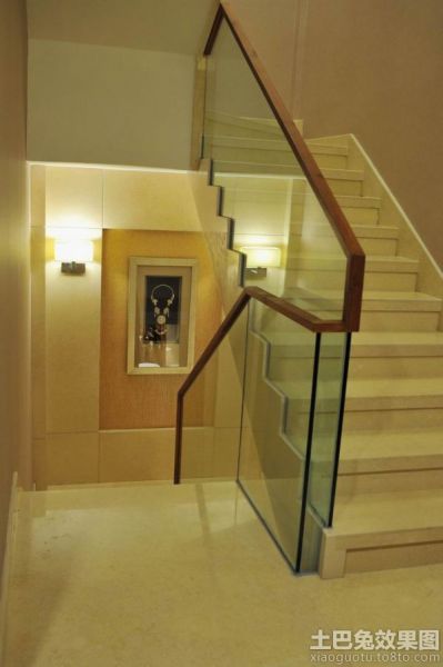 现代时尚设计室内楼梯效果图