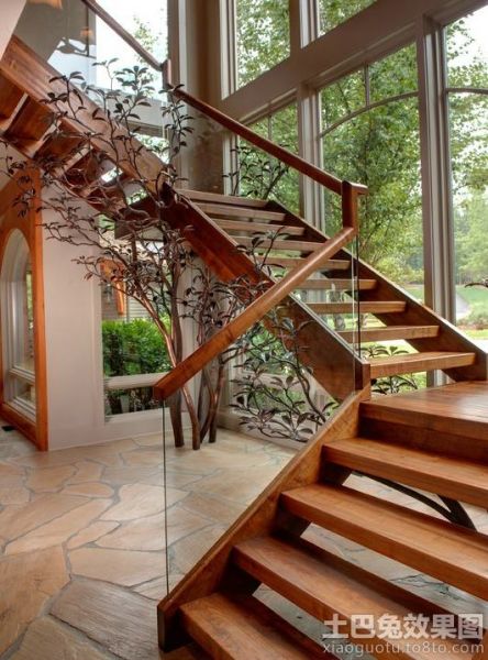 美式现代风格别墅楼梯效果图大全