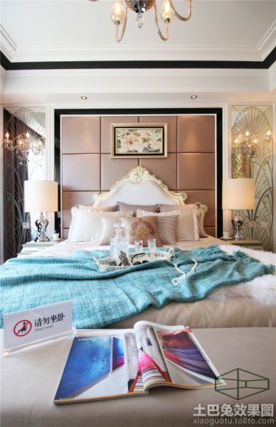 欧式新古典风格卧室软包床头图片