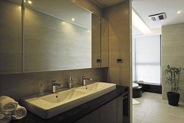 现代风格室内卫生间装修设计图片2015
