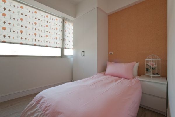 休闲美式卧室简洁设计装修效果图
