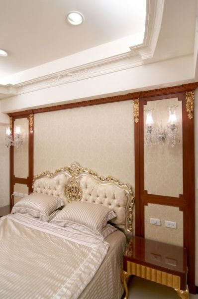 新古典风格卧室床头背景墙设计图