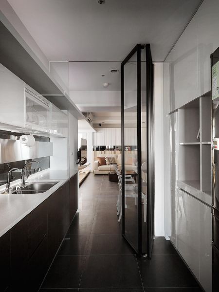 122平米现代简约厨房设计效果图