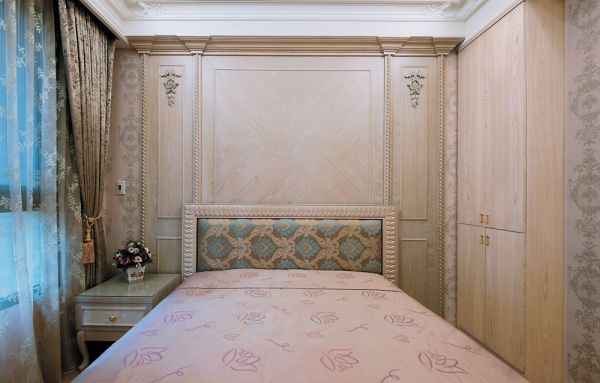 欧式风格创意床头墙面设计