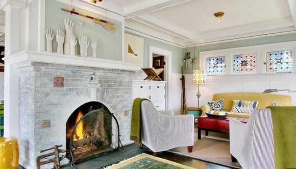客厅壁炉是一个重要的部分，不管是现代风的家装还是田园混搭风的家装，客厅壁炉不仅仅具有装饰作用，而且还有着很好的功能性。