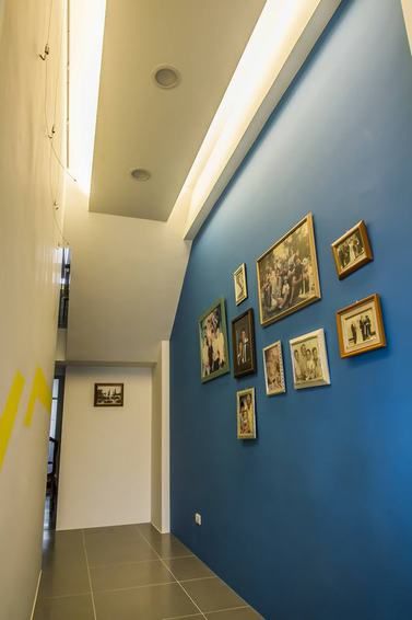 简约温馨房间相片墙布置效果图片