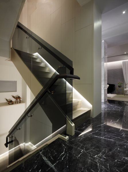 现代简约别墅楼梯设计效果图