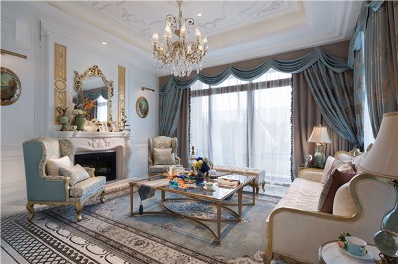 法式风格的装修案例，以白色、米色和蓝色为主要色调，奠定清新简洁的空间氛围。简单却精致的线条设计，让空间具有了法式风格的韵味，让整个室内空间具有时尚浪漫的韵味。