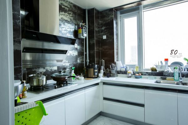 现代厨房室内家居装饰效果图