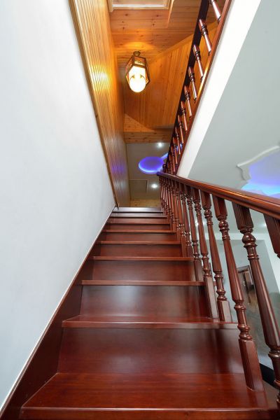 现代红木楼梯装潢展示