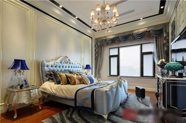 奢华法式新古典卧室装潢案例