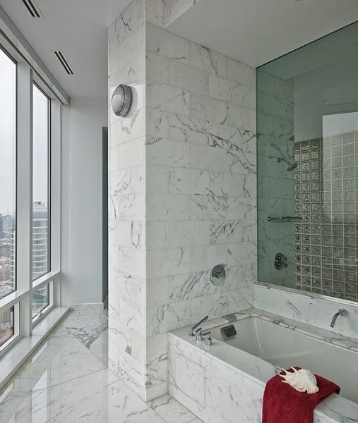简约奢华的纽约复式浴室设计