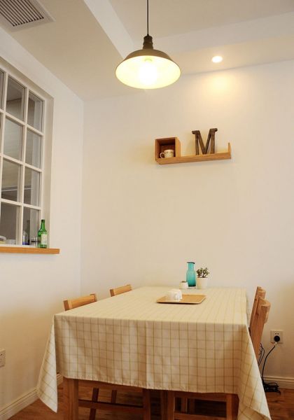 日式风格小户型室内餐厅设计图片