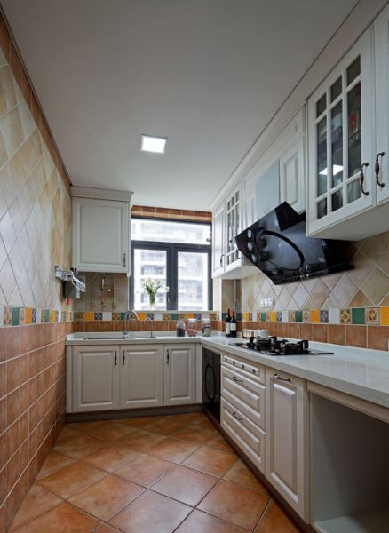 简欧风格别墅厨房设计效果图片