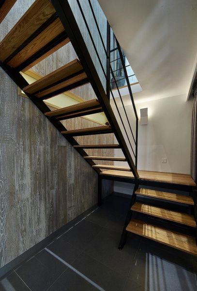 北欧风格现代室内楼梯装饰效果图片