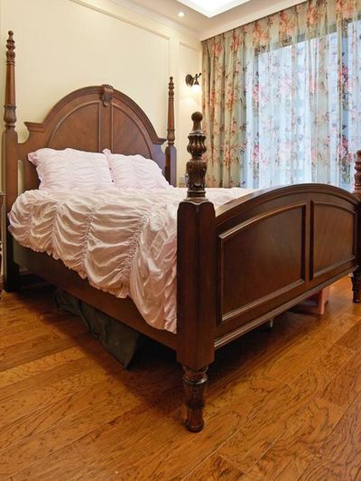 美式风格小户型卧室装饰效果图