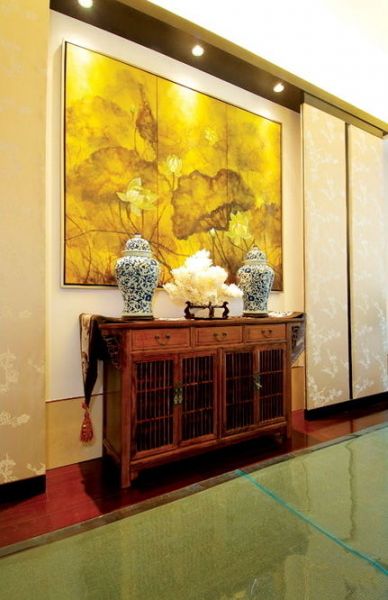 中式古典风格玄关家居装饰效果图