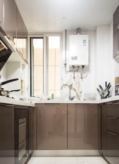 现代家居厨房室内设计效果图