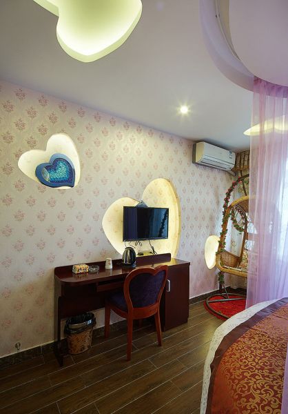 地中海风格卧室电视墙设计效果图