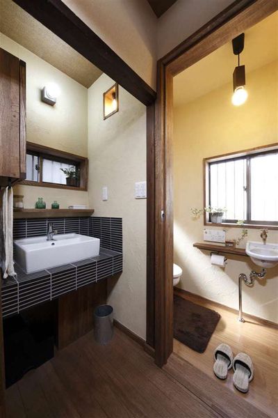 日式家庭装修风格卫生间设计
