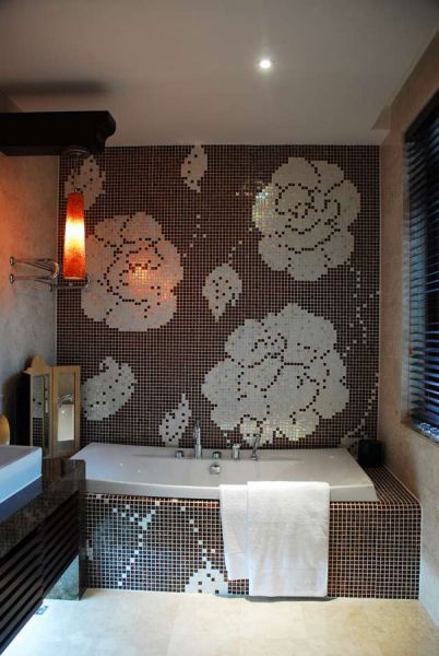 东南亚古典风格别墅浴室卫生间效果图