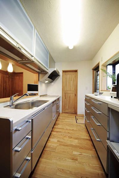 日式设计风格家庭装修厨房