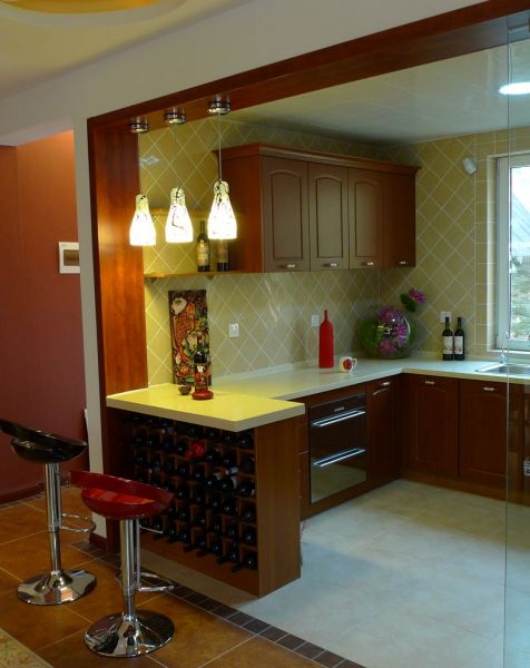 现代家庭厨房装修设计效果图片