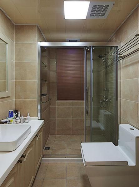 现代风格室内卫生间设计效果图片