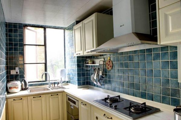 地中海风格厨房室内装修设计图片
