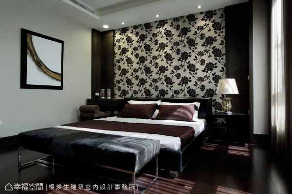 水墨淡彩的中式卧室装修效果图