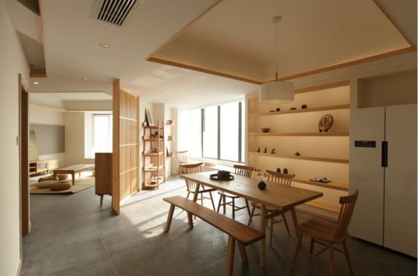 原木日式风格家装餐厅设计效果图