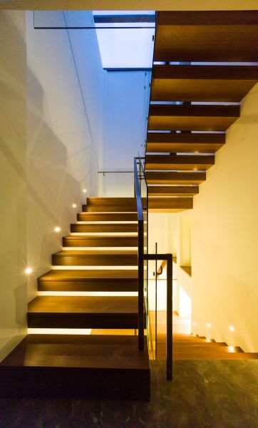 现代风家装楼梯设计