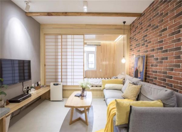 62平的混搭小户型公寓，红砖做沙发背景墙真美