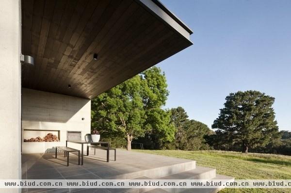 澳大利亚宽敞舒适度假住宅 外部景观与建筑融合