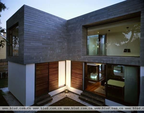 青灰色世界更清凉 西班牙瓦伦西亚的住宅设计