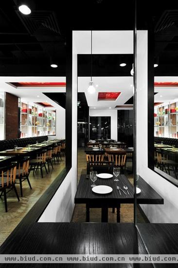 黑红白空间灵感 纽约The Loft餐厅设计(组图)