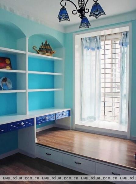 蓝色书房榻榻米 打造地中海清新舒适美家(图)
