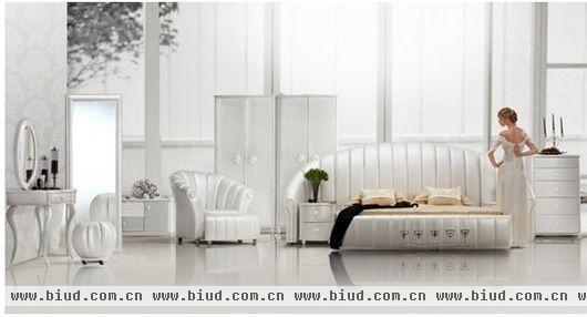 喜临门就秉承一贯的大气精致的设计风格，推出原创设计整体卧室品牌BBR品牌
