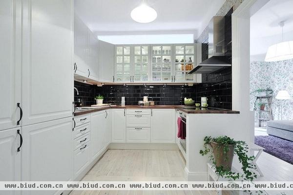 37平米的小清新 白木地板的迷人瑞典公寓(图)
