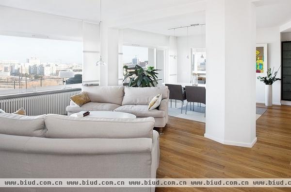宽敞明亮低调之家 瑞典马尔默的海滨公寓(图)