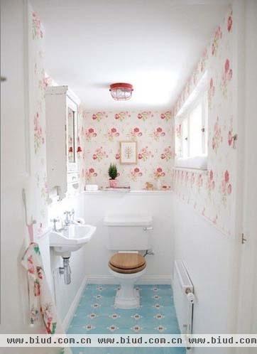 卫浴防水壁纸：墙面装点新办法 告别瓷砖时代