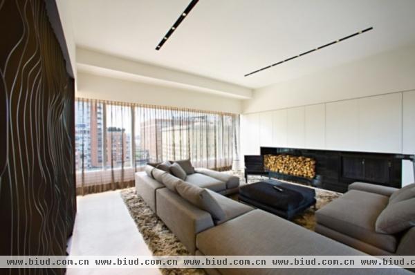 霸气十足 纽约现代顶层公寓设计（图）