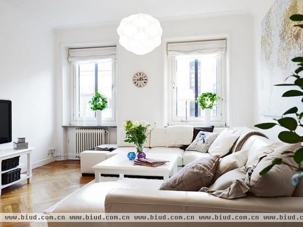 73平米的古典白色公寓 拼花地板轻古典风(图)