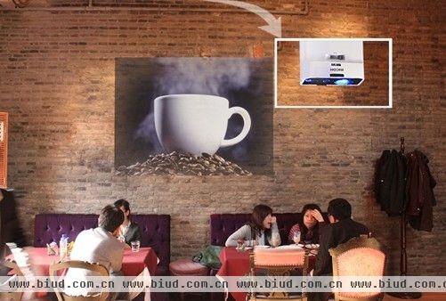理光PJ WX4130N在咖啡馆的投影模拟应用图